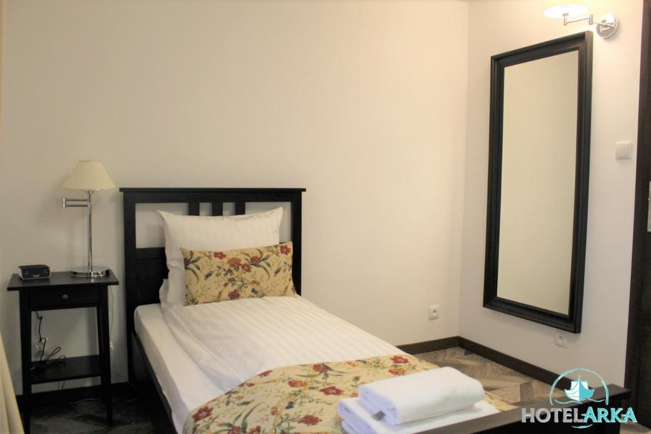Hotel Arka 2*